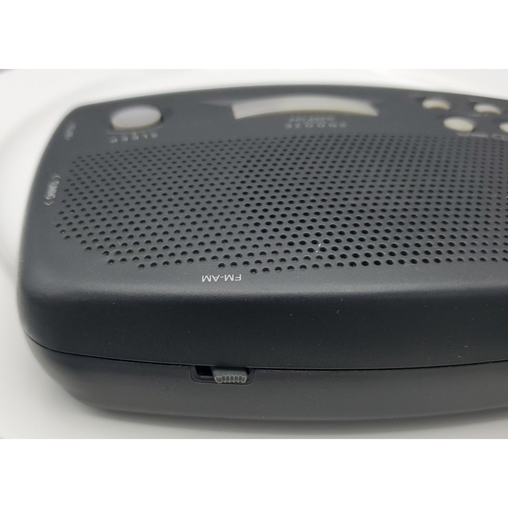 Vintage GE 7-4836B AM/FM Digital Alarm Clock Radio Snooze  Black Green LED Retro - Picture 9 of 16